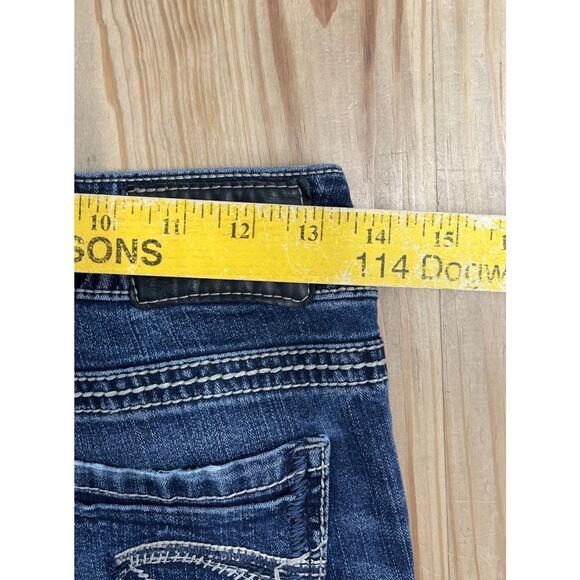 Silver Jeans Women's Mid Capri Jeans Suki Fluid Blue Denim Y2K Size 27 x 22.5 - Picture 6 of 7